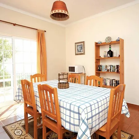 Guilhim Sleeps 4 Villa *